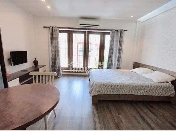 Bán nhà đẹp phố Hoàng Hoa Thám 36m2 5 tầng thang máy giá 9.75 tỷ Tây Hồ