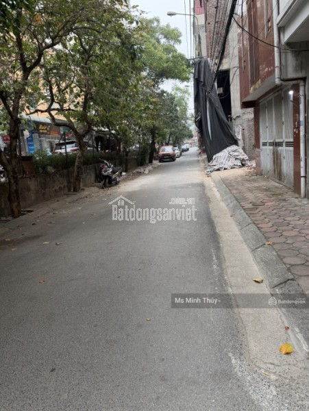 Bán đất tại Phúc Thịnh, Diện tích 67m2 ngõ to ô tô tránh vỉa hè rộng. Sổ vuông đẹp giá 14 tỷ