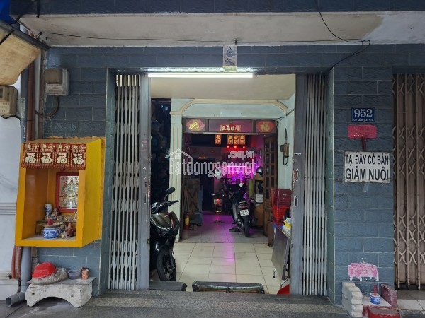 Bán nhà mặt phố tại 952 Đường Lò Gốm, Phường 08, Quận 6, TP HCM giá 25 tỷ