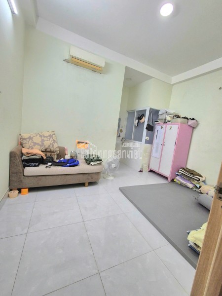 Nhà Đẹp Lạc Long Quân, Bước 1 Bước Ra Hẻm Xe Tải, Giá Chỉ 7.5Ty