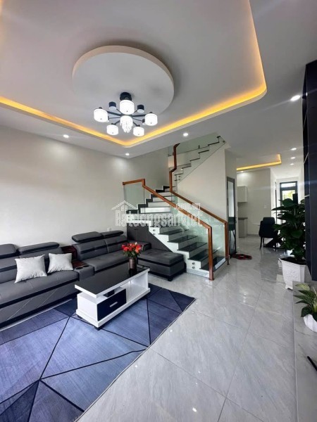 BÁN NHÀ XDPQ ĐƯỜNG CAO THẮNG PHƯỜNG 7 ĐÀ LẠT GIÁ 3 TỶ 850TR