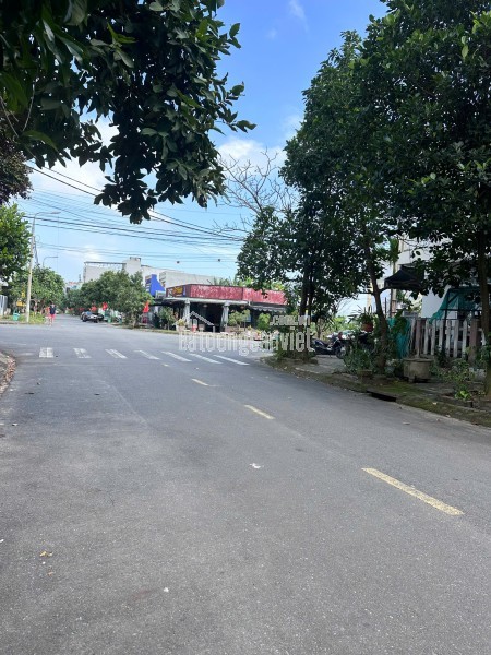 Bán toà Căn Hộ 4,5 tầng PHẠM TUẤN TÀI - sát sông Chương Dương , 10p CH .giá 15ty8 LH 0942992361