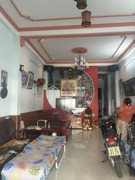 Bán toà Căn Hộ 4,5 tầng PHẠM TUẤN TÀI - sát sông Chương Dương , 10p CH .giá 15ty8 LH 0942992361