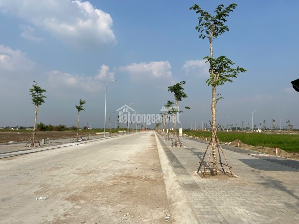 Cần bán gấp đất nền100% thổ cư sẵn sổ sang tên ngay