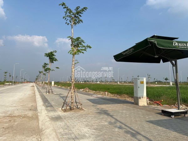 Cần bán gấp đất nền100% thổ cư sẵn sổ sang tên ngay