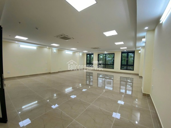 CHO THUÊ TOÀ NHÀ MẶT TIỀN VŨ TÔNG PHAN – VỊ TRÍ KINH DOANH ĐẮC ĐỊA