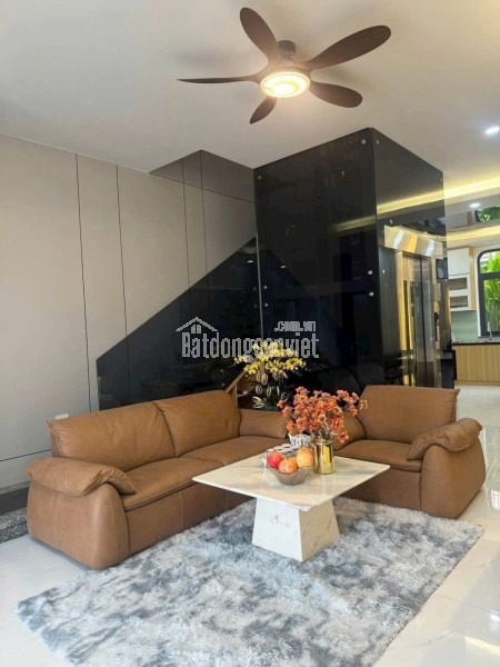 CỰC HOT – NHÀ 5 TẦNG MẶT TIỀN MAI VĂN VĨNH, Q7