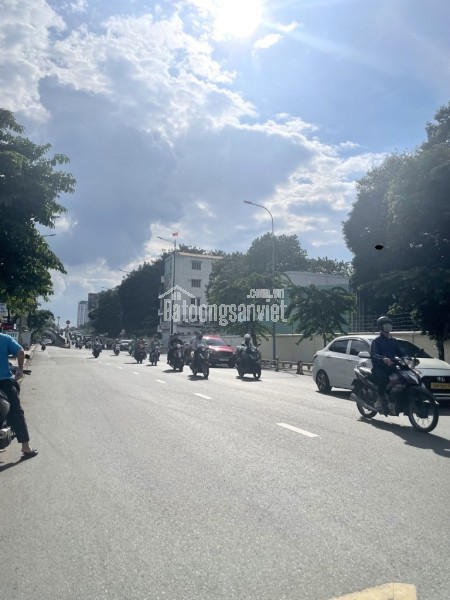 BÁN SIÊU PHẨM MẶT TIỀN LŨY BÁN BÍCH, TÂN PHÚ – 800 M2 (20m x 40m) – SỔ HỒNG RIÊNG