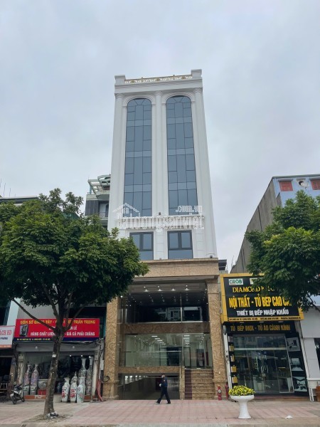 CHO THUÊ MẶT BẰNG MẶT PHỐ NGÔ GIA TỰ – DIỆN TÍCH LỚN