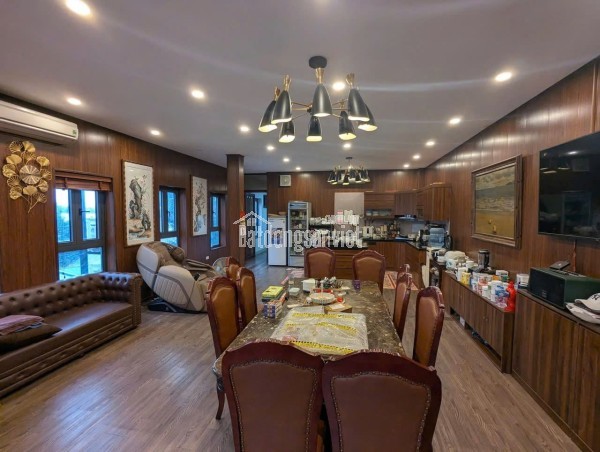 CHO THUÊ MẶT BẰNG MẶT PHỐ NGÔ GIA TỰ – DIỆN TÍCH LỚN