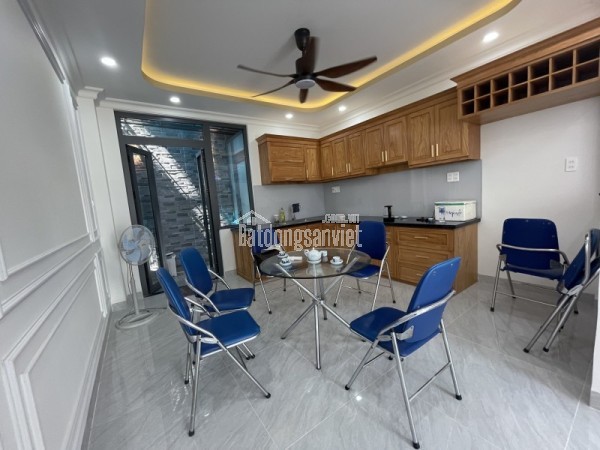 Bán nhà trong ngõ đường số 27, Hiệp Bình Chánh, Thủ Đức, TP HCM. DT 121m2, 3 tầng, giá 8,7 tỷ, sổ