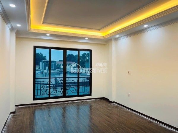 Bán đất tặng nhà Hồ Tùng Mậu, lô góc, ô tô đỗ cửa, 1 nhà ra phố, gần ga Metro, hơn 14 tỷ