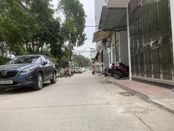 Bán đất tặng nhà Hồ Tùng Mậu, lô góc, ô tô đỗ cửa, 1 nhà ra phố, gần ga Metro, hơn 14 tỷ