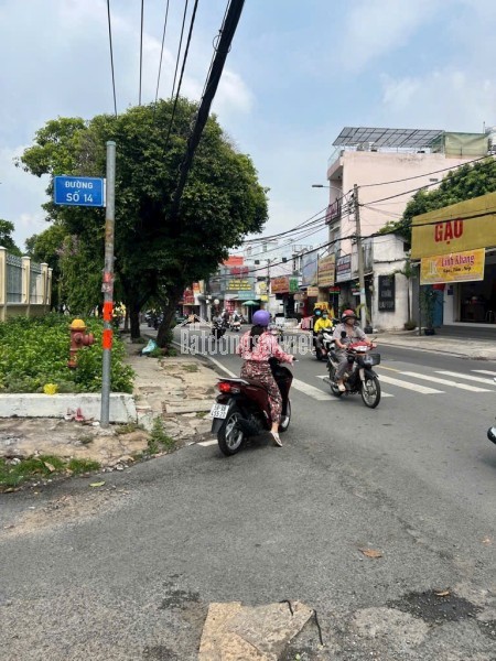 SIÊU HIẾM BIỆT THỰ 3 LẦU - ÔTÔ THÔNG -LÊ THỊ HOA - TAM BÌNH