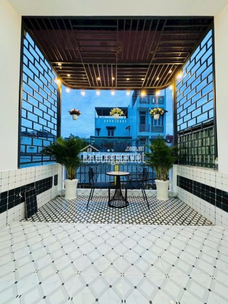 Bán Nhà 3, Tầng, Đẹp,  HXH  84 Đường Thích Minh Nguyệt, F2 Quận Tân Bình