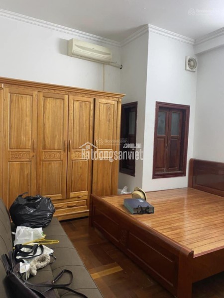 Những bước quan trọng bao gồm dọn dẹp gọn gàng, mở rộng góc quay và thiết lập ánh sáng tối ưu.