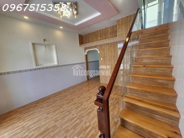 Nhà mới đẹp 2 tầng tại Phân lô TDC Hòn Sện bắc Nha Trang