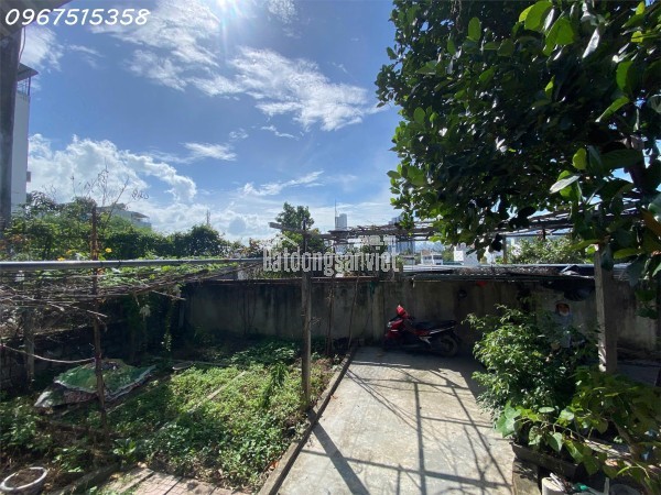 Nhà mặt đường Cửu Long 3 tầng, kinh doanh cực tốt