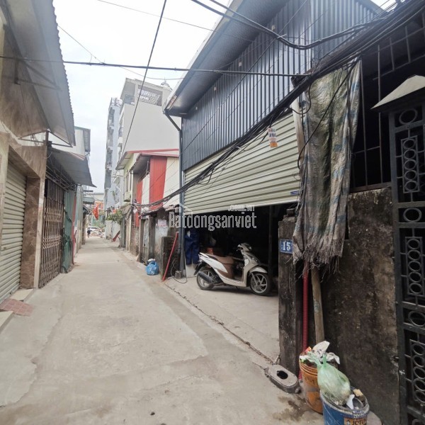 Đất thổ cư phố Long Biên Hướng Nam, 110m2, 18 tỉ