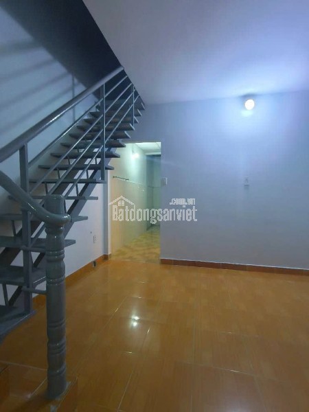 NHÀ C4 74M2 LÊ VĂN CHÍ - GẦN ĐH SƯ PHẠM KỸ THUẬT - GA METRO THỦ ĐỨC