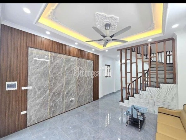 Bán nhà đẹp ngõ ôtô phố Võ Chí Công 45m2 4tầng mặt tiền 4m 13 Tỷ Tây Hồ