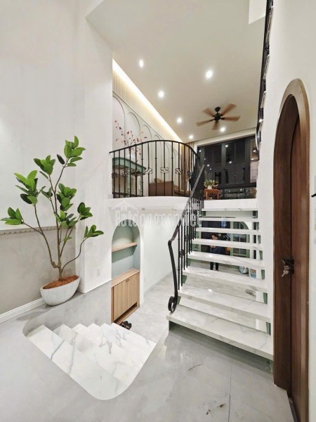 Bán nhà 3 tầng KĐT Nam Hòa Xuân, Đà Nẵng – Nhà mới, thiết kế hiện đại, ở ngay, Giá nhỉnh 8 tỷ