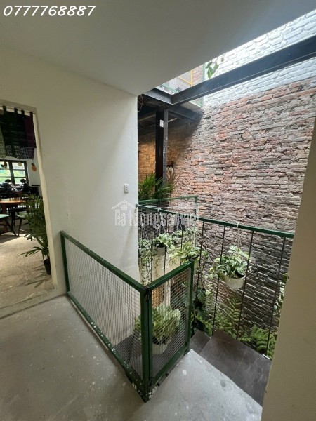 Nhà MT thụt Nguyễn Thái Bình Quận 1, 4X15 vuông vức chỉ 14 tỷ