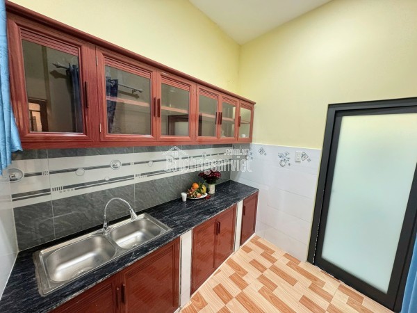 CẦN BÁN NHÀ: PHƯỜNG TÂY NT, VĨNH NGỌC, LIÊN HOA NHÀ 03 TẦNG, MÊ ĐÚC, MỚI RẺ ĐẸP.