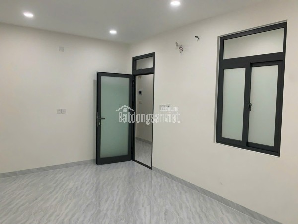 NHÀ MT VÕ TRỨ, CHỢ XÓM MỚI, TRUNG TÂM NHA TRANG DT: 137,8m² Giá bán: 21,5 tỷ ( tl ) lh e