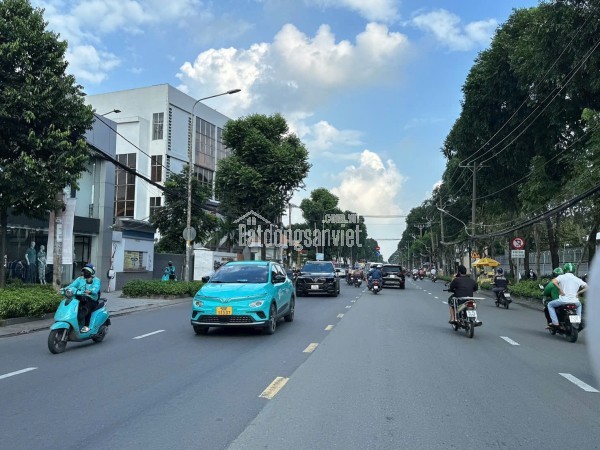 Bán nhà đẹp Nguyễn Tư Giản 4 tầng 63m2(4.2x15m) tặng NT HXT gần chợ Phạm Văn Bạch nhỉnh 6 tỷ