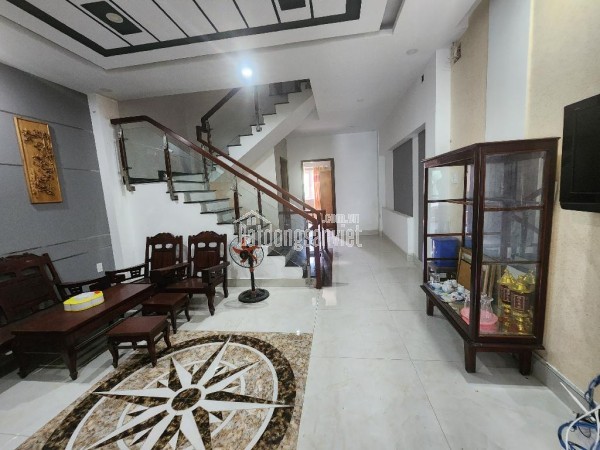 Mặt tiền 5 tầng xe hơi 5x20 Trịnh Quang Nghị giáp Quận 8 chỉ 10 tỷ 4 TL - 0931172218