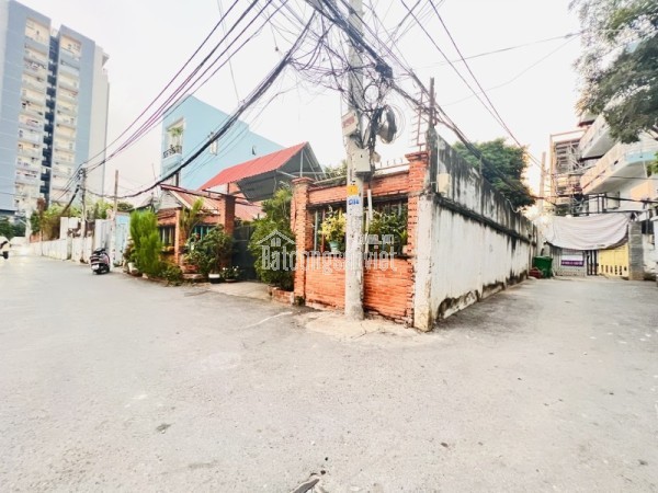 Bán nhà trong ngõ đường số 8, Linh Trung, Thủ Đức, TP HCM - Diện tích 194m2, cấp 4. Giá 10,9 tỷ,