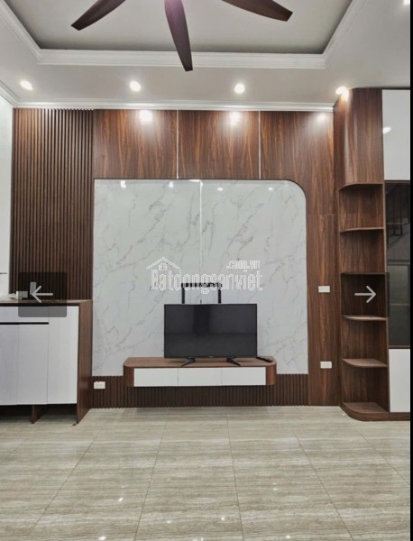 PHỐ BẠCH MAI, NGÕ QUỲNH – 41M² – 5 TẦNG THANG MÁY – 30M RA PHỐ  10.8 TỶ