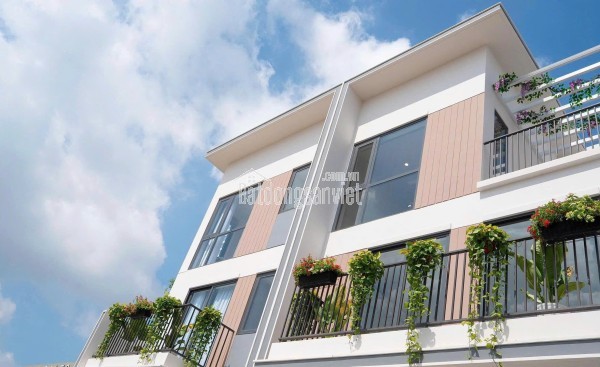 Xách vali vào ở – nhà full nội thất Hòa Phú – 7tr/tháng