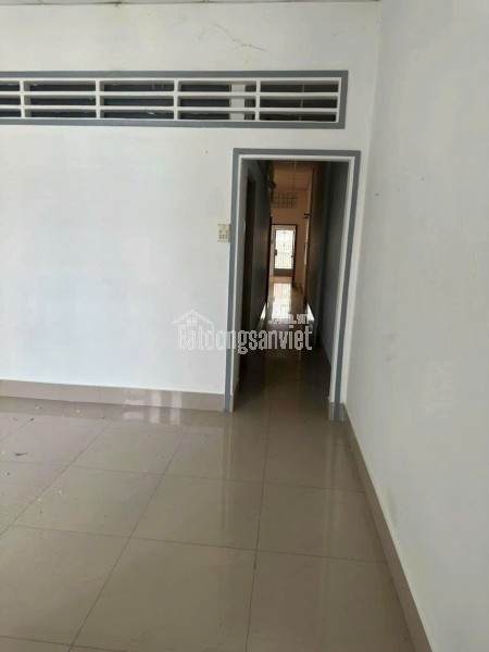 110. Cho thuê nhà trệt 2 lầu hẻm 137 Hoàng Văn Thụ, P. Ninh Kiều, Cần Thơ