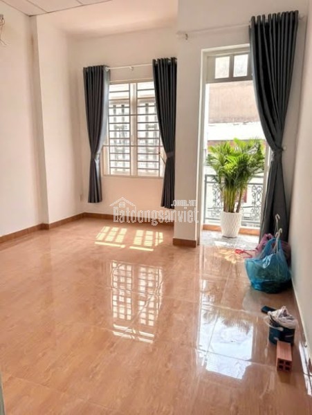 NHÀ NGANG 5M - LÔ GÓC - HẺM OTO ĐỖ CỬA-GIÁ NHỈNH 4 TỶ