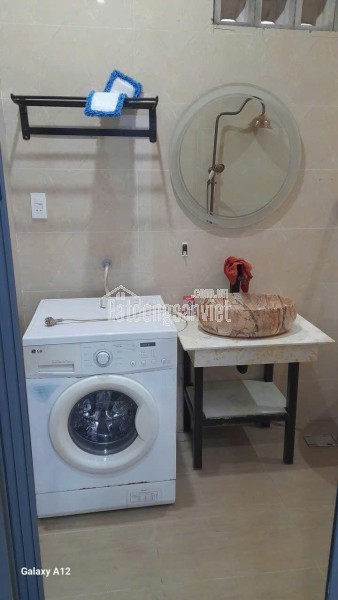 98. Nhà 4,5 triệu 2 phòng ngủ full nội thất cách chợ Bà Bộ 1,5 km