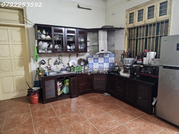 Bán Nhà Ngõ Chợ Khâm Thiên, Đống Đa. Diện Tích 36m x5 tầng. Mặt Tiền 3.4m. Giá Bán 5.15 tỷ