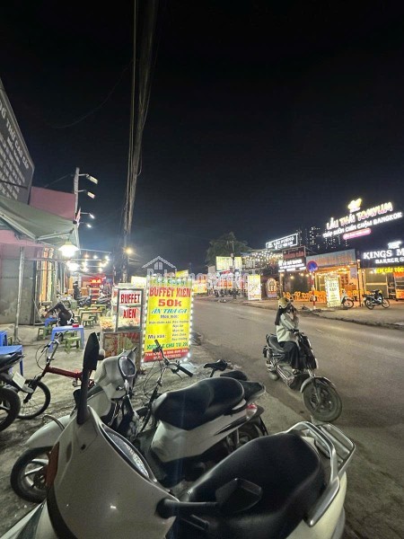 BÁN NHÀ LĨNH NAM PHỐ ĐANG MỞ ĐƯỜNG RỘNG GẦN CHỢ ĐẦU MỐI ĐỀN LỪ, NHÀ ĐẸP Ở NGAY DT 38M GIÁ 8X TỶ