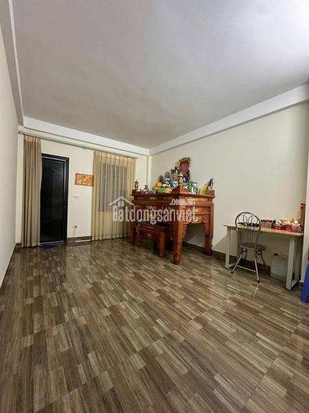 BÁN NHÀ LĨNH NAM PHỐ ĐANG MỞ ĐƯỜNG RỘNG GẦN CHỢ ĐẦU MỐI ĐỀN LỪ, NHÀ ĐẸP Ở NGAY DT 38M GIÁ 8X TỶ