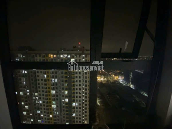 Pass 1 phòng ngủ (PN) master có WC riêng trong căn hộ 2PN – 2WC tại GreenTopaz TẠI DĨ AN, BÌNH