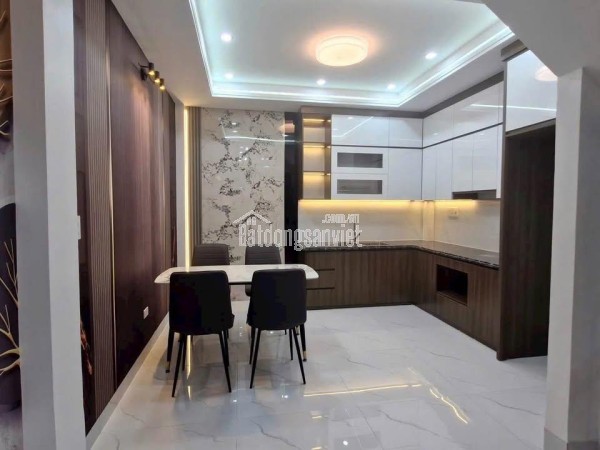 BÁN NHÀ LẠC LONG QUÂN -KINH DOANH - Ô TÔ  GẦN HỒ TÂY 62 M5T 17.8TỶ