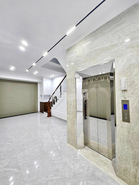 BÁN NHÀ AN DƯƠNG  VƯƠNG  THANG MÁY OTO VÀO NHÀ – NHÀ ĐẸP Ở NGAY 62M 15.6TỶ