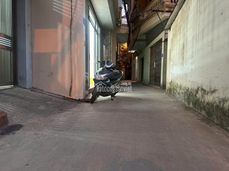 Bán nhà ngõ 58 Nguyễn Khánh toán 30m2 gia 7,1ty 0382276666