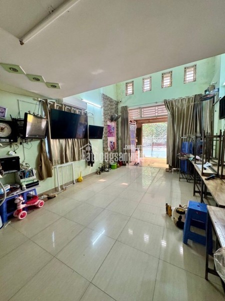 Bán Nhà mặt tiền kinh doanh Lê Thị Hoa, Bình chiểu, thủ đức 70m2 – mua có thu nhập ngay, giá tốt