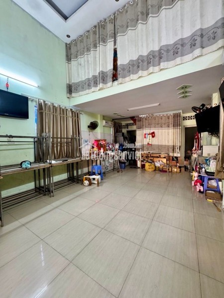 Bán Nhà mặt tiền kinh doanh Lê Thị Hoa, Bình chiểu, thủ đức 70m2 – mua có thu nhập ngay, giá tốt