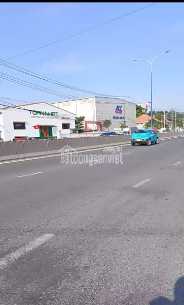 Cho thuê kho, nhà xưởng tại kcn sóng thần 10,000m2 giá 8 Triệu