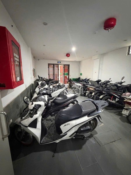 CHÍNH CHỦ CẦN BÁN GẤP DÒNG TIỀN, CCMN, CHO THUÊ DÒNG TIỀN CAO, 18 PHÒNG FULL KHÁCH, 3 BUÓC RA OTO,