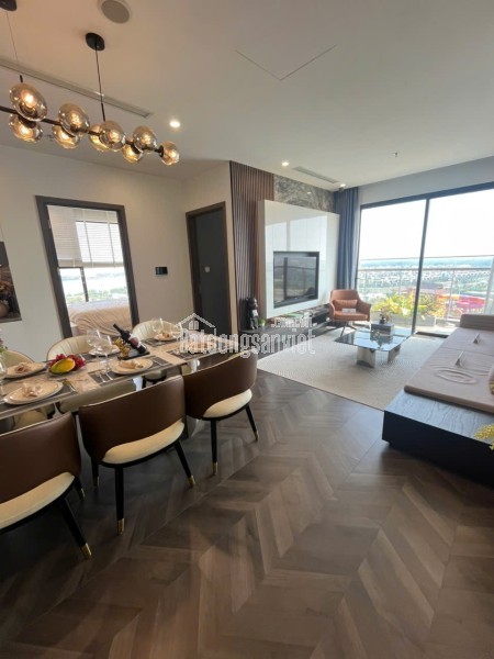 99.5m2 - Giá VAT 9.24 tỷ giãn trả 2 tháng - Căn góc 3PN2WC The Opus1