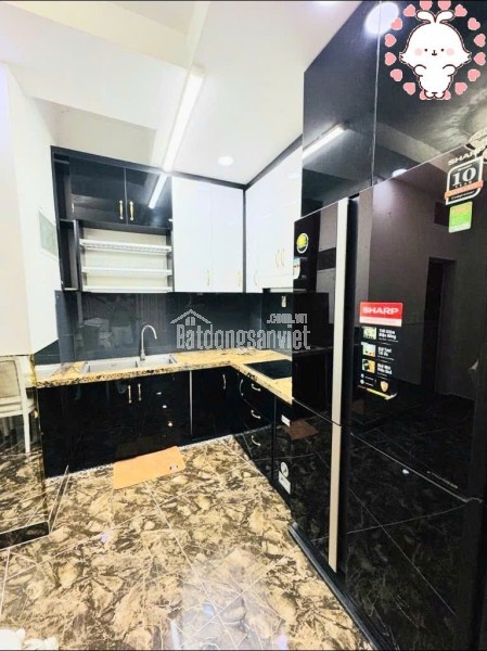 Bán nhà ngõ 10 Ni Sư Huỳnh Liên, Tân Bình: 46m2, 3 tầng, 4PN, 5,6 tỷ, sổ hồng trao tay, giá hời